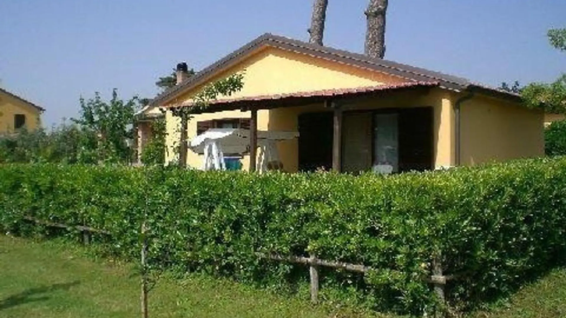 Apartment Schoene Wohnung Mit Garten In Cecina Cecina